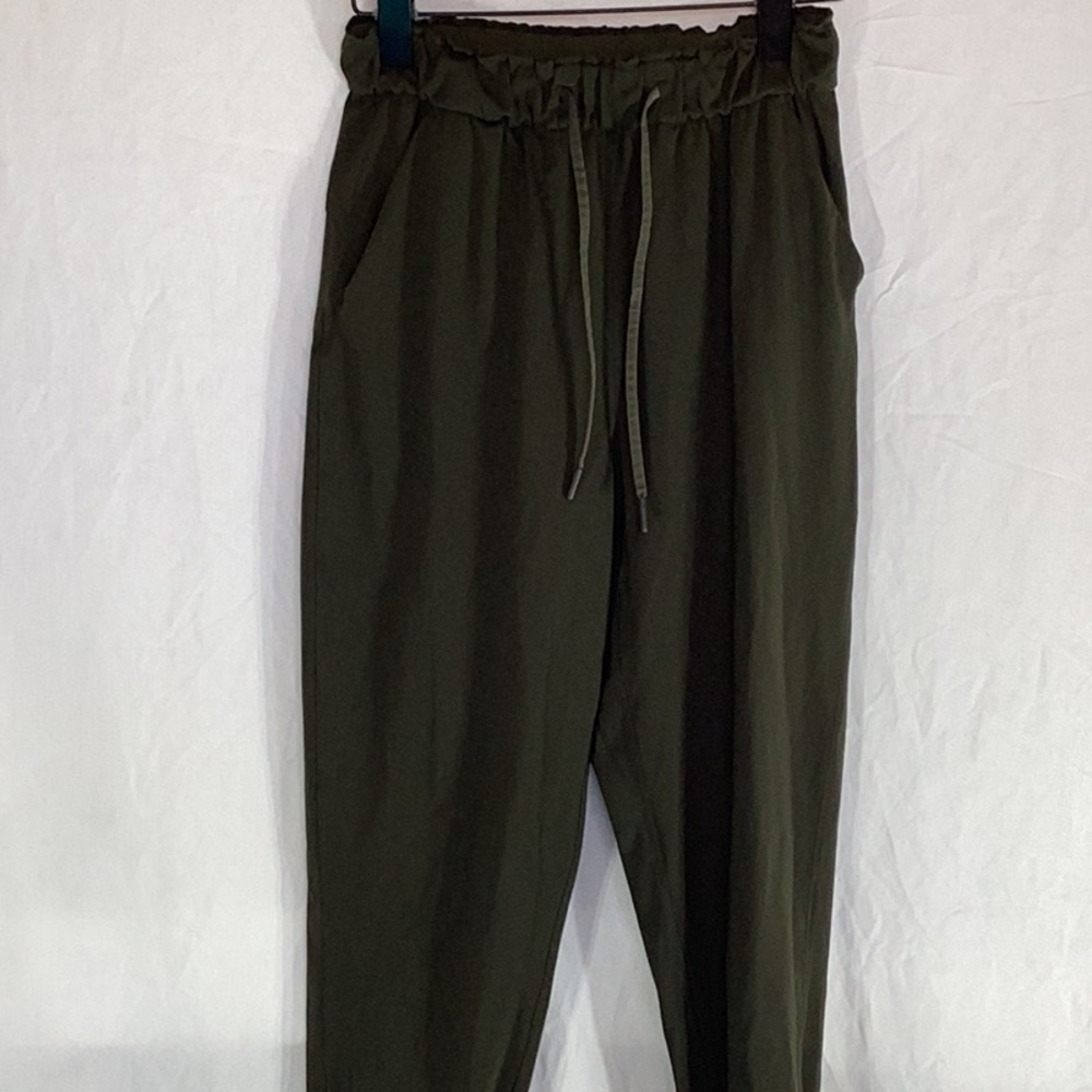 Lululemon on the fly joggers - Picture 3 of 10
